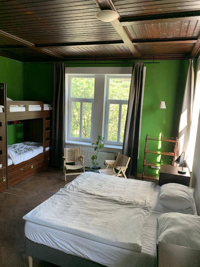 Vila Veselova, Ljubljana City Center Hostel ภายนอก รูปภาพ