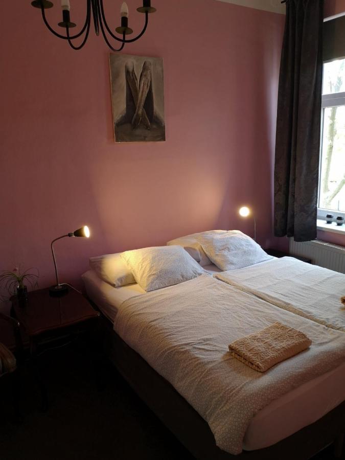 Vila Veselova, Ljubljana City Center Hostel ภายนอก รูปภาพ